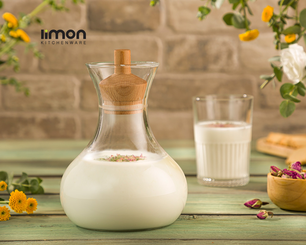 بطری آب درب چوبی 950 میلی لیتر کد محصول : 226859