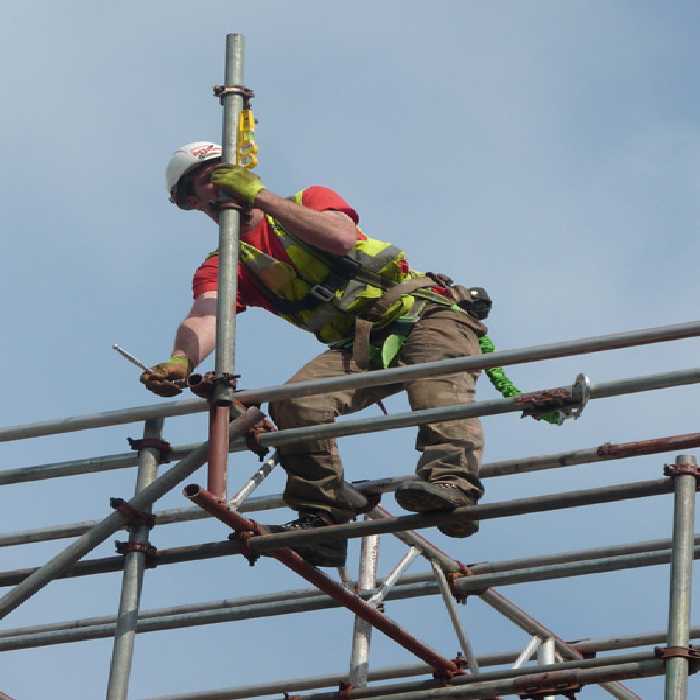 پاورپوینت ايمني كارگاه و کارگاه های ساختمانی