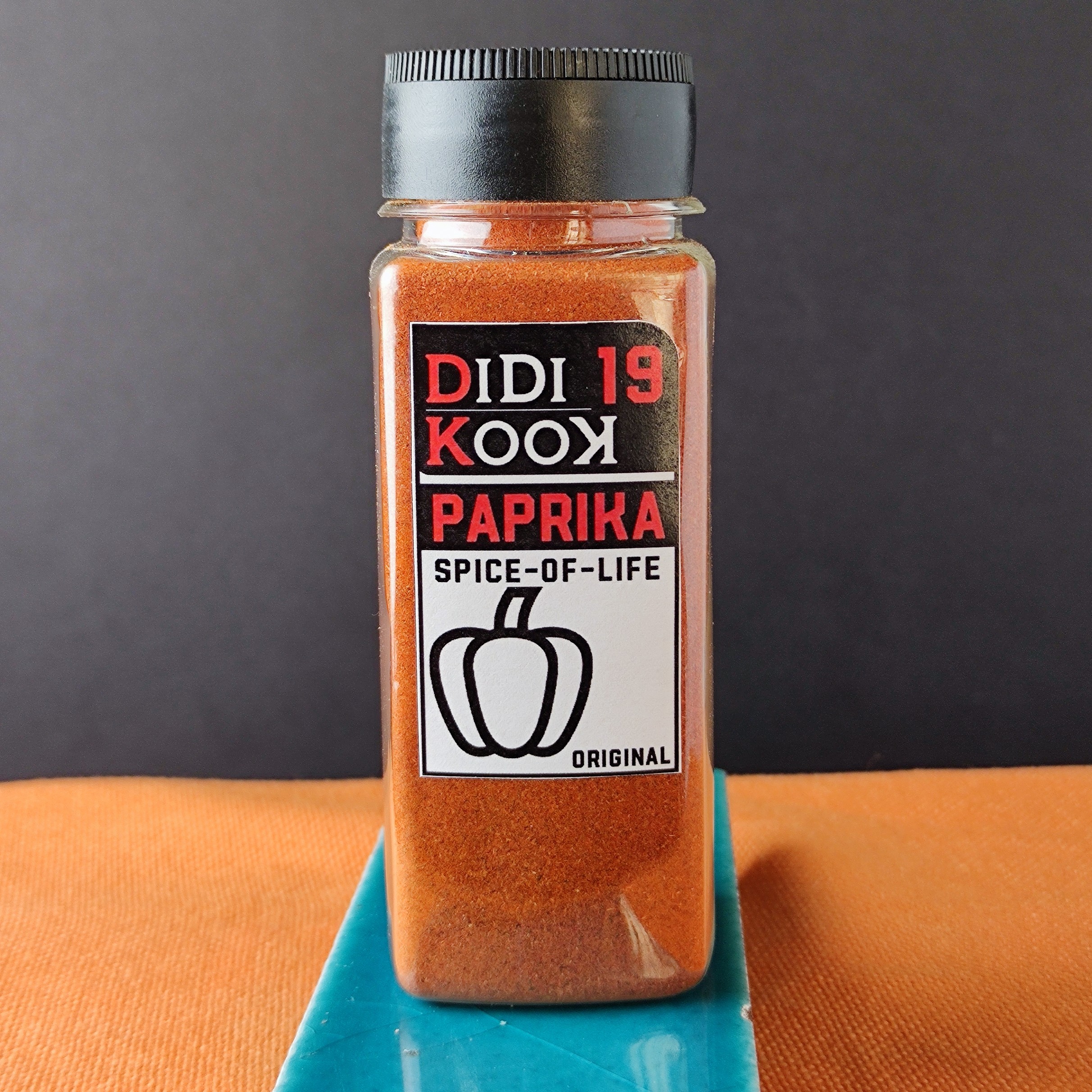 پاپریکا خوشرنگ و اورجینال، خارجی و بسیار با کیفیت، بطری 120 گرمی