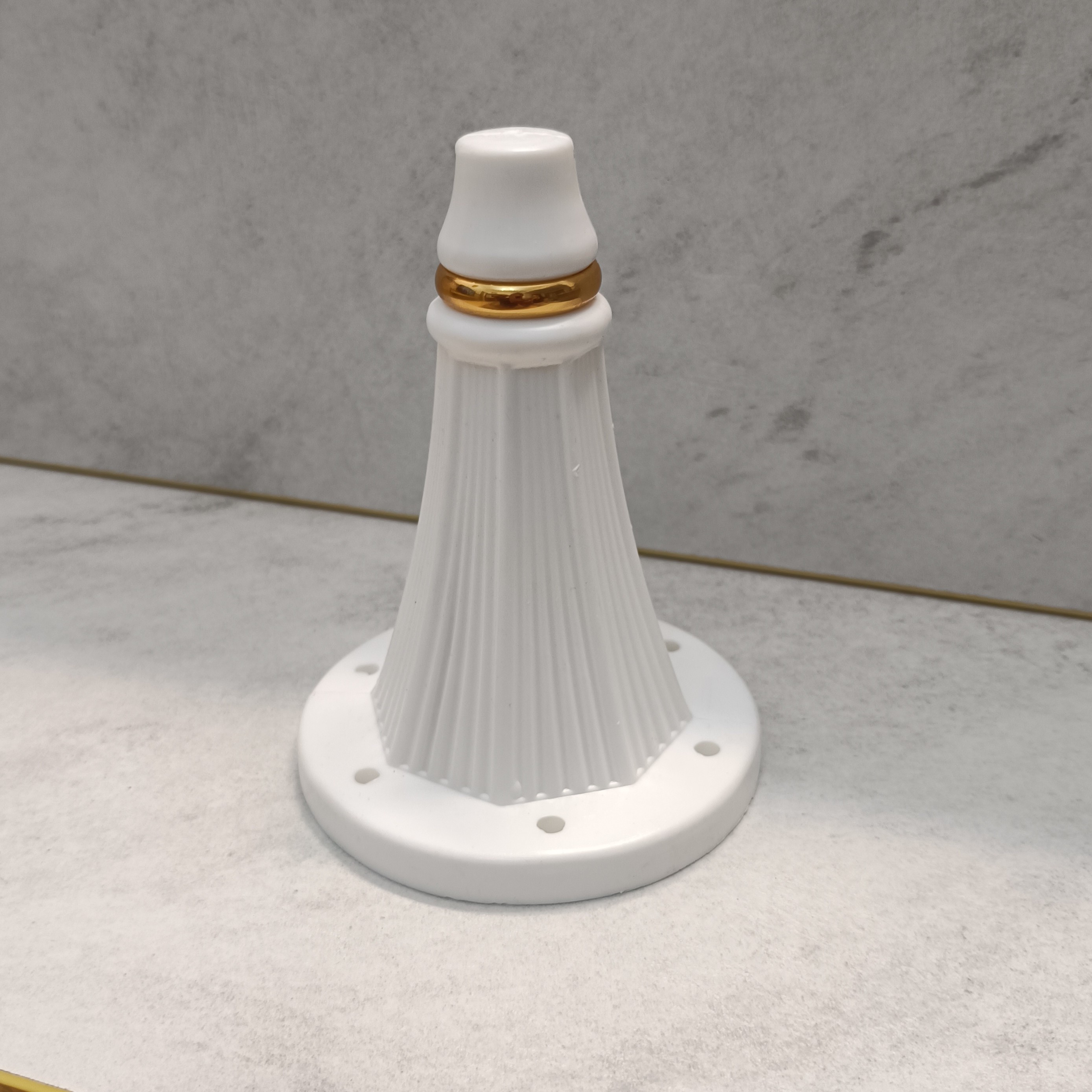 پایه الماسی سفید 12 سانت مواد نو (بسته 4 عددی) پسکرایه