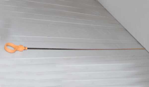 گیج روغن ام وی ام 315 و X22 چین یدک مرکزی - خرید لوازم یدکی خودروهای چینی - لوازم یدکی خودروهای کره ای - لوازم یدکی خودروهای ژاپنی - کف قیمت بازار - ارسال سریع به سراسر ایران