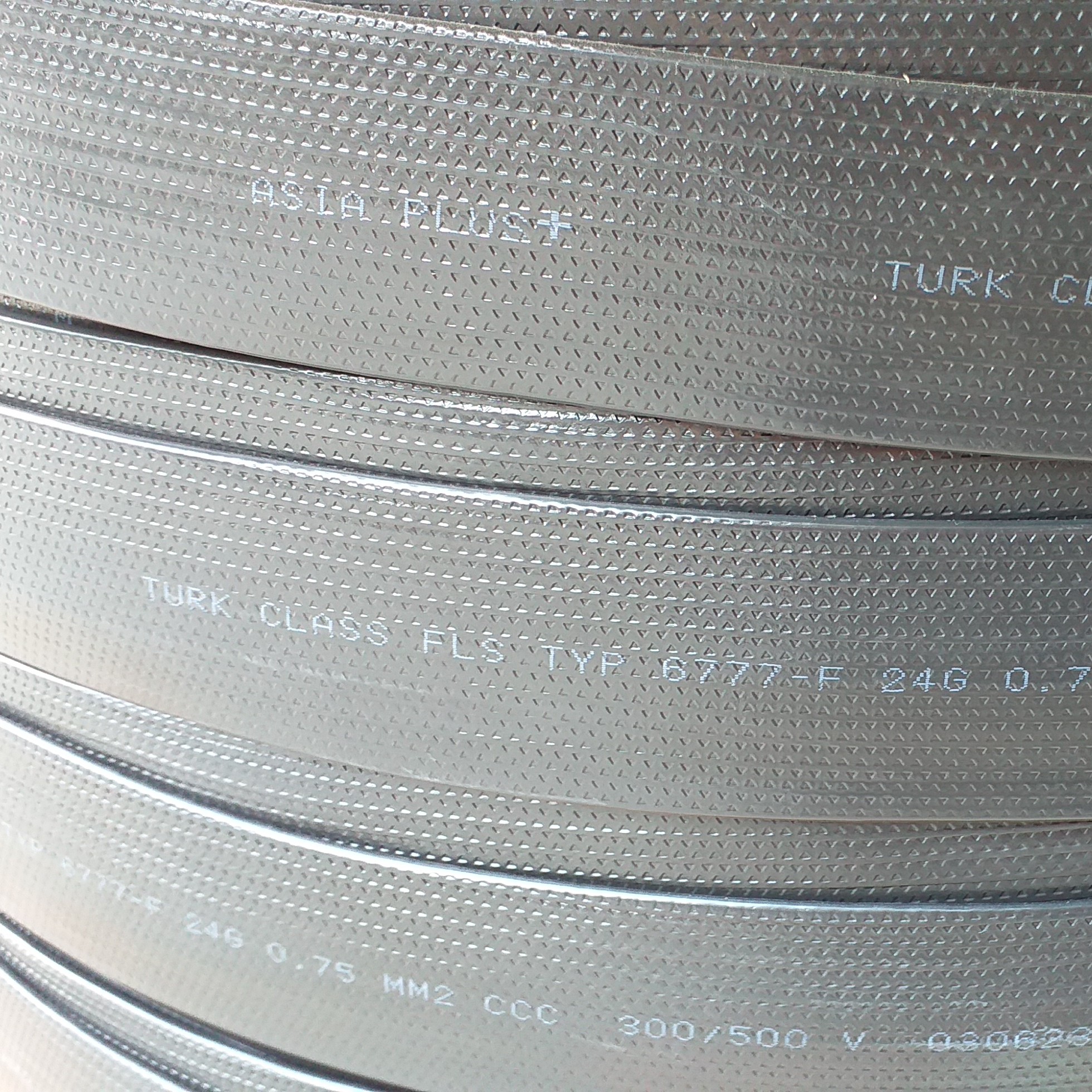 کابل تخت ( تراول کابل) 24 رشته تمام مس ساخت ایران