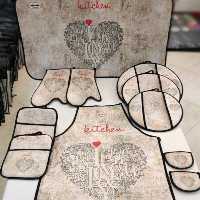 سرویس دمکنی و پیشبند 11 پارچه آشپزخانه عروس کارماهوم کد 198 (دم کنی)