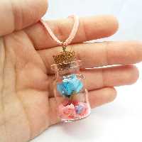 آویز ماشین شیشه آرزو با بند تریشه گل آبی