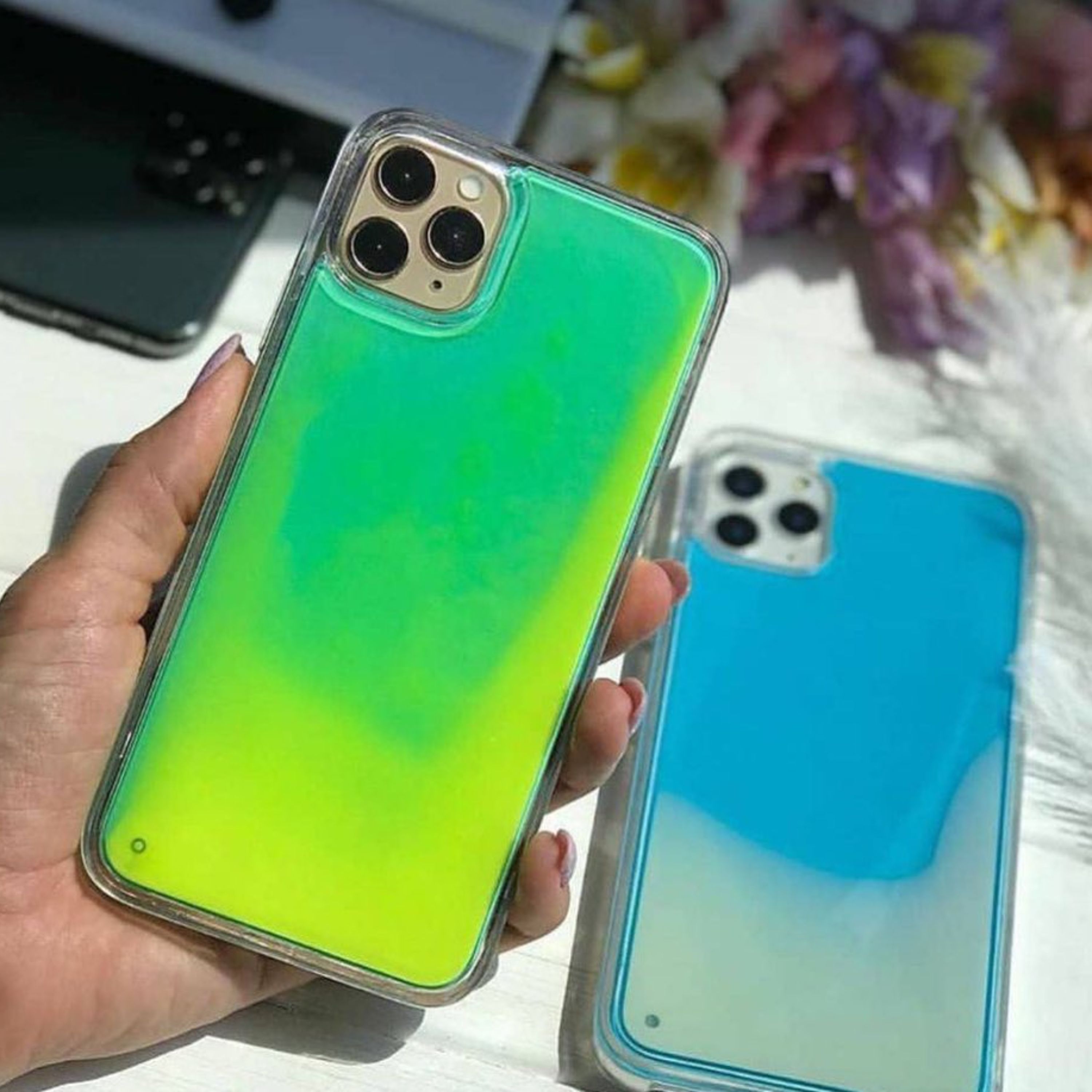 قاب موبایل لیکویید شبرنگ مناسب برای آیفون 12 pro (سبز)