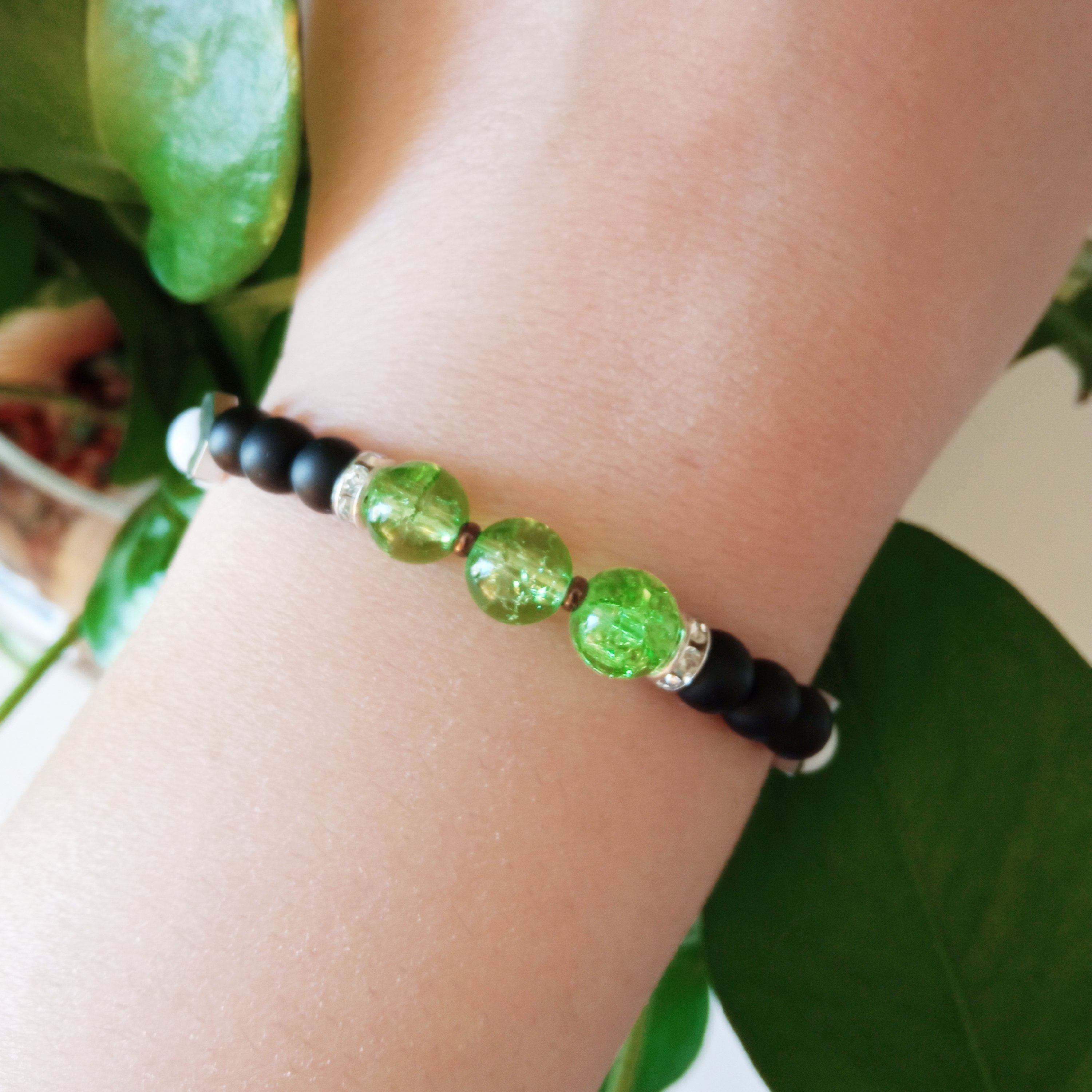 دستبند کریستال سبز
