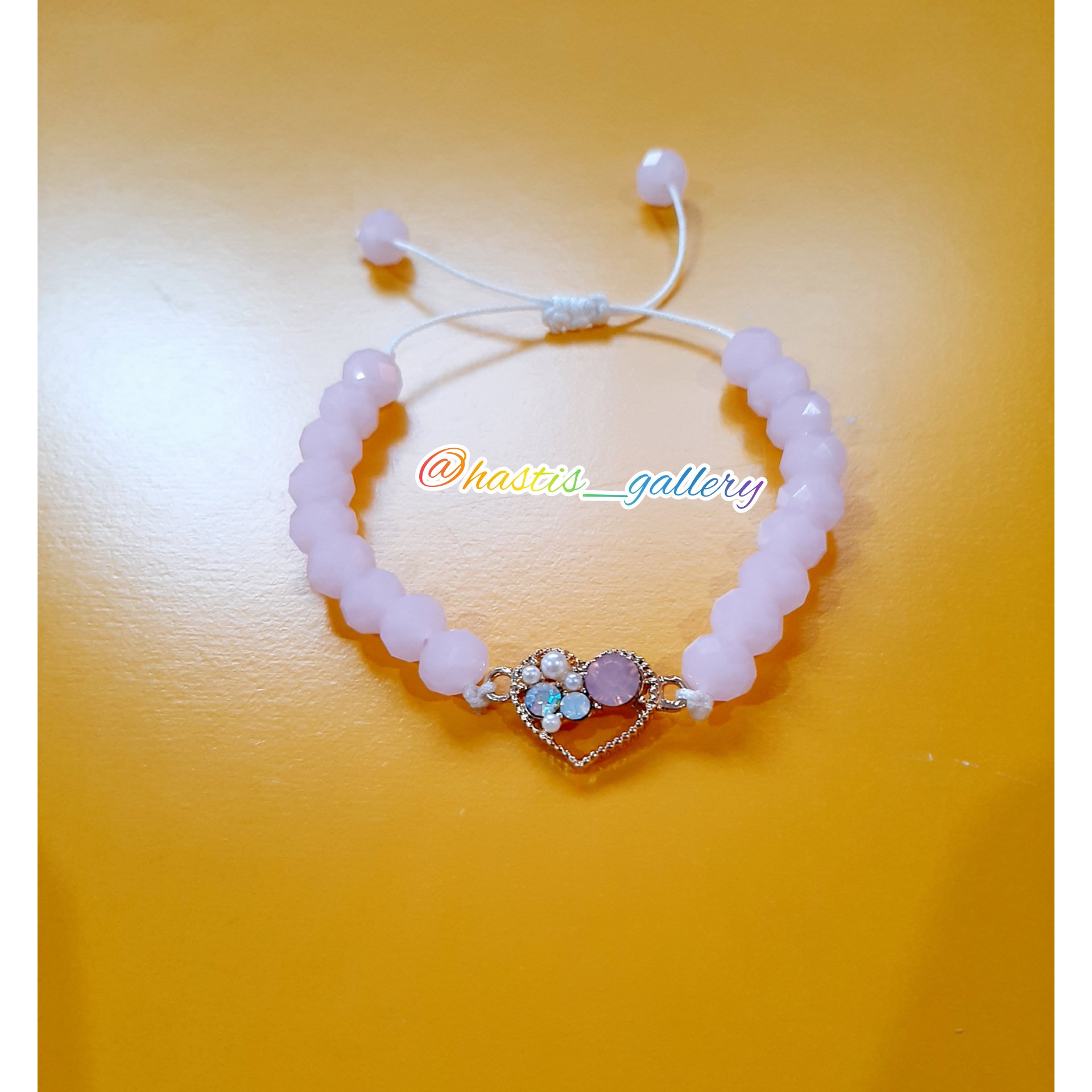 دستبند کریستالی با پلاک قلب