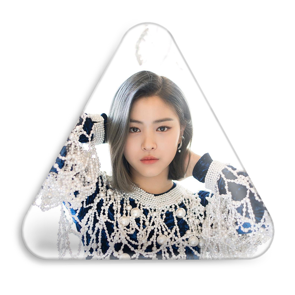 پیکسل خندالو مدل ریوجین گروه ایتزی طرح مثلثی کد 12443