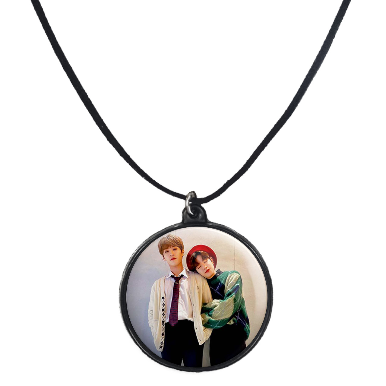 گردنبند پرمانه طرح straykids کد pmb.12195مدل دو طرفه