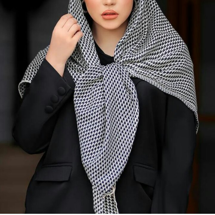 روسری سفید مشکی با ارسال رایگان
