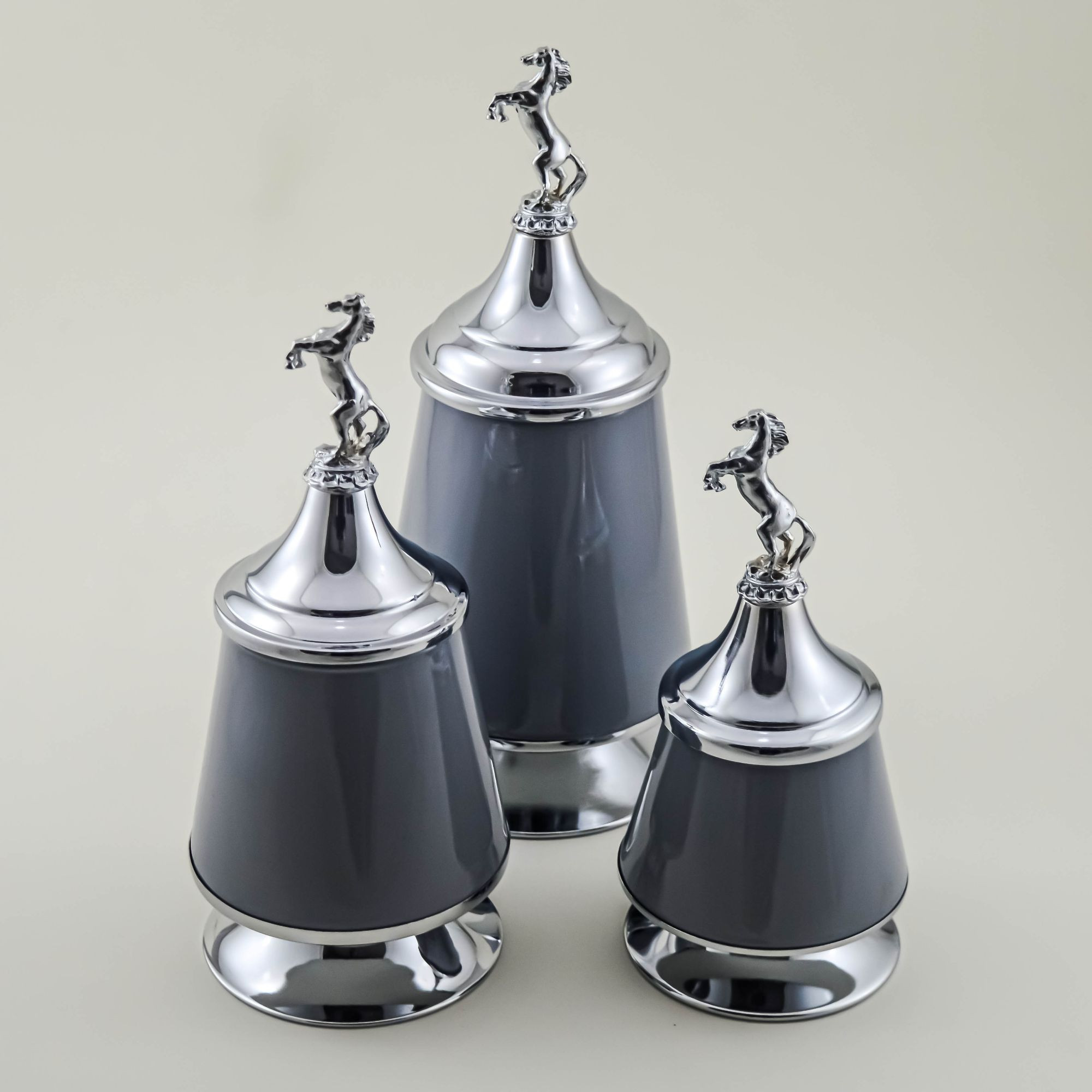 شکلات خوری مدل هرمی کد PLN1028 مجموعه 3 عددی