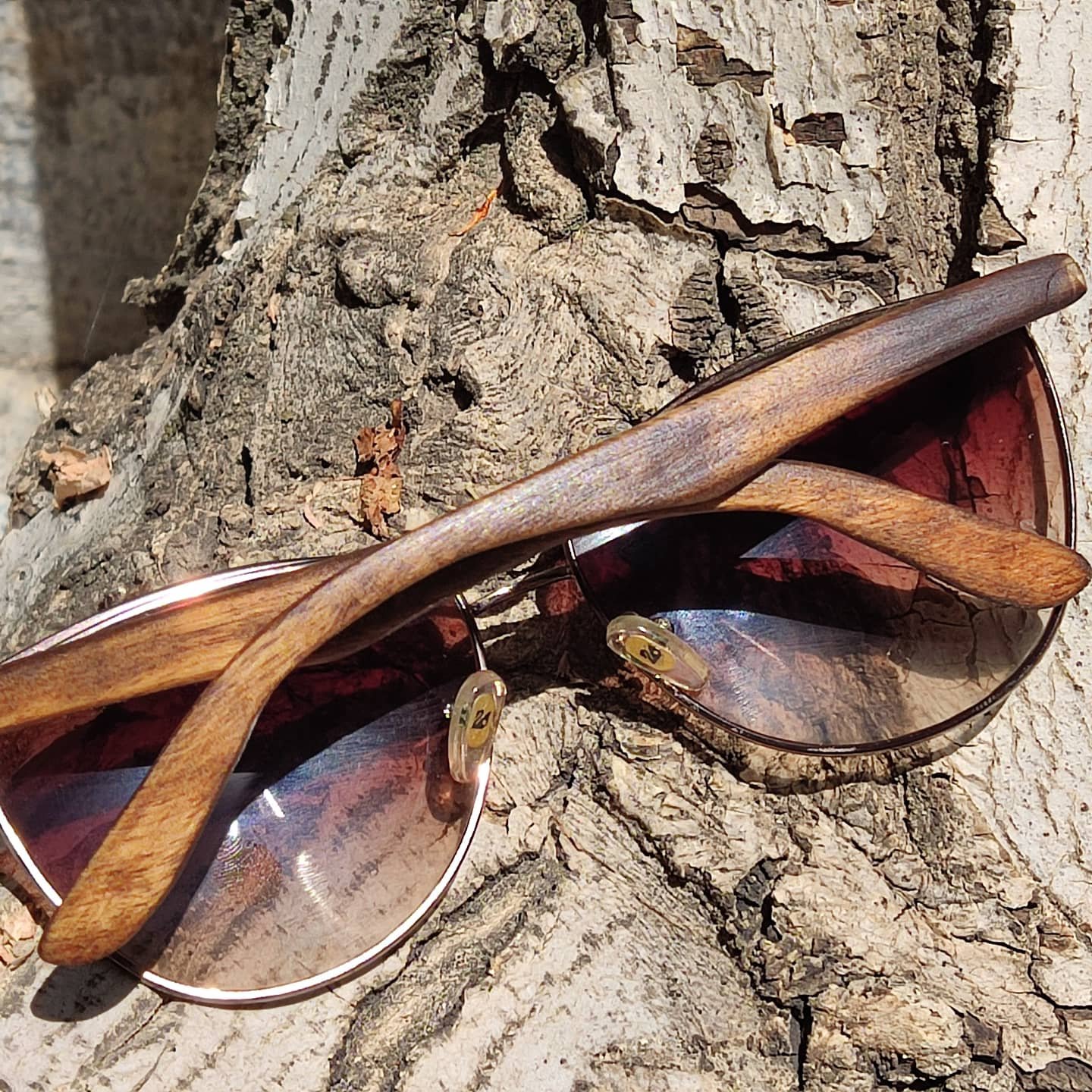 دسته چوبی عینک