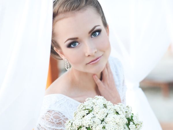 خرید و دانلود عکس Beautiful brides and wedding کد 6256 | پیک فاکس | Pic Fox