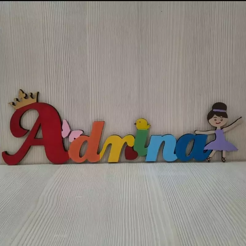 استند اسم چوبی آدرینا