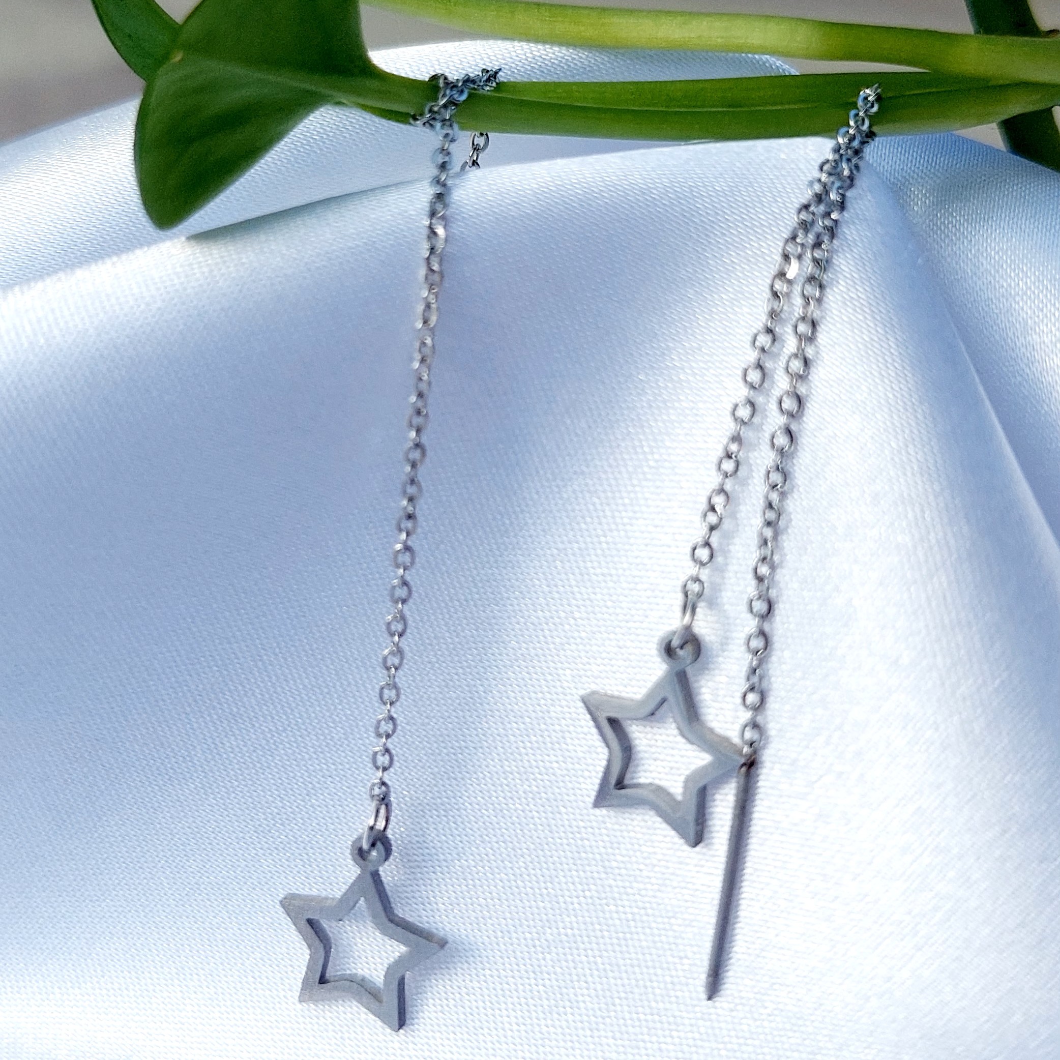 گوشواره بخیه ای استیل رنگ سیلور طرح ستاره 