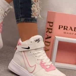 کفش کتانی ساقدار زنانه