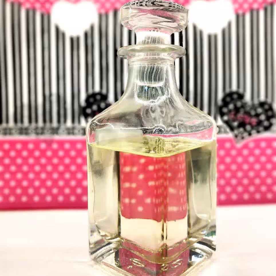 فروش عطر کریکی سوئیسی نوع 1 ( قیمت گرمی )