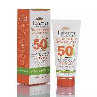 ضد آفتاب 6 کاره رنگی با  SPF50 مناسب پوست چرب رنگ لایت (روشن) لابورن