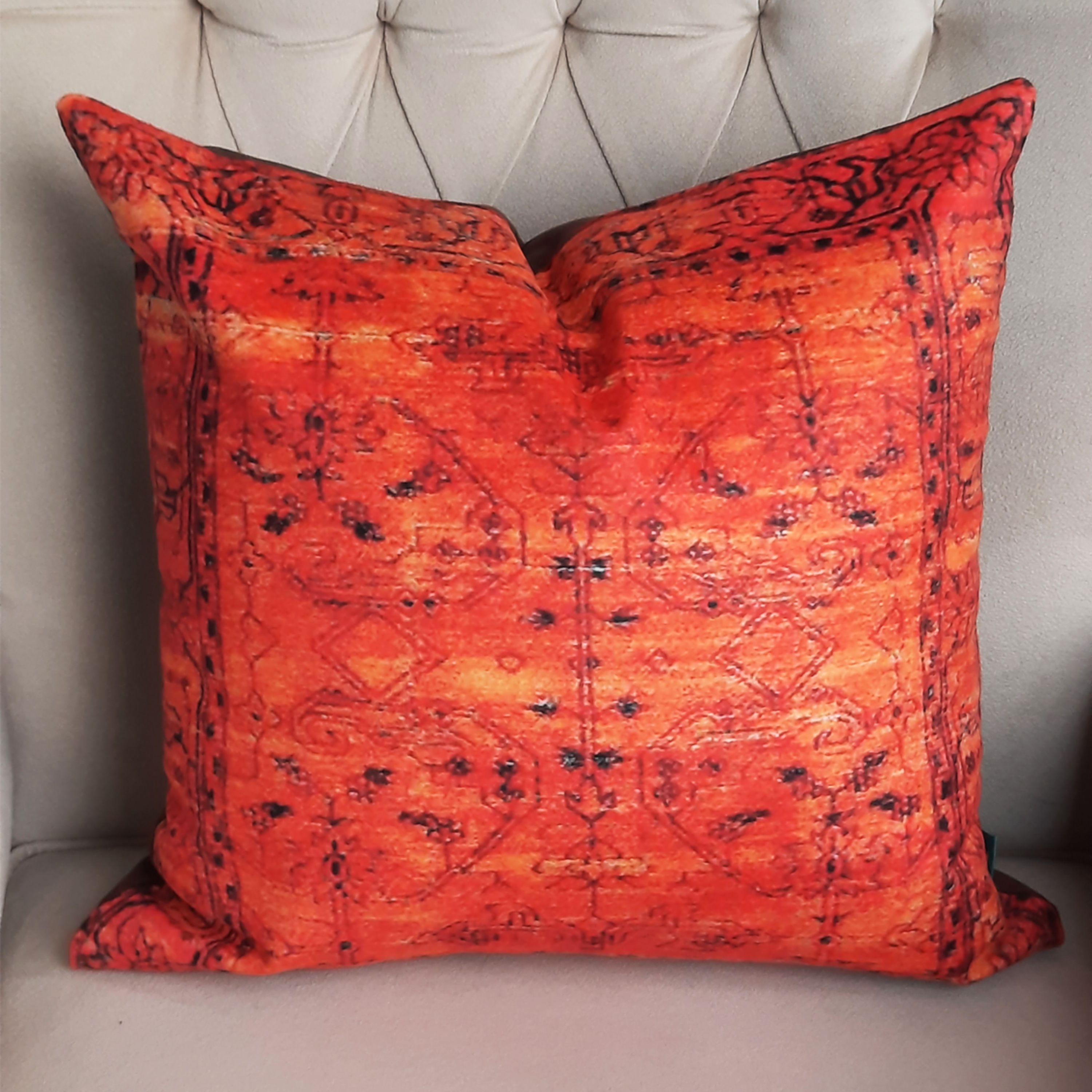 کاور کوسن مخمل 40x40 طرح  سارای 3 آرت مان