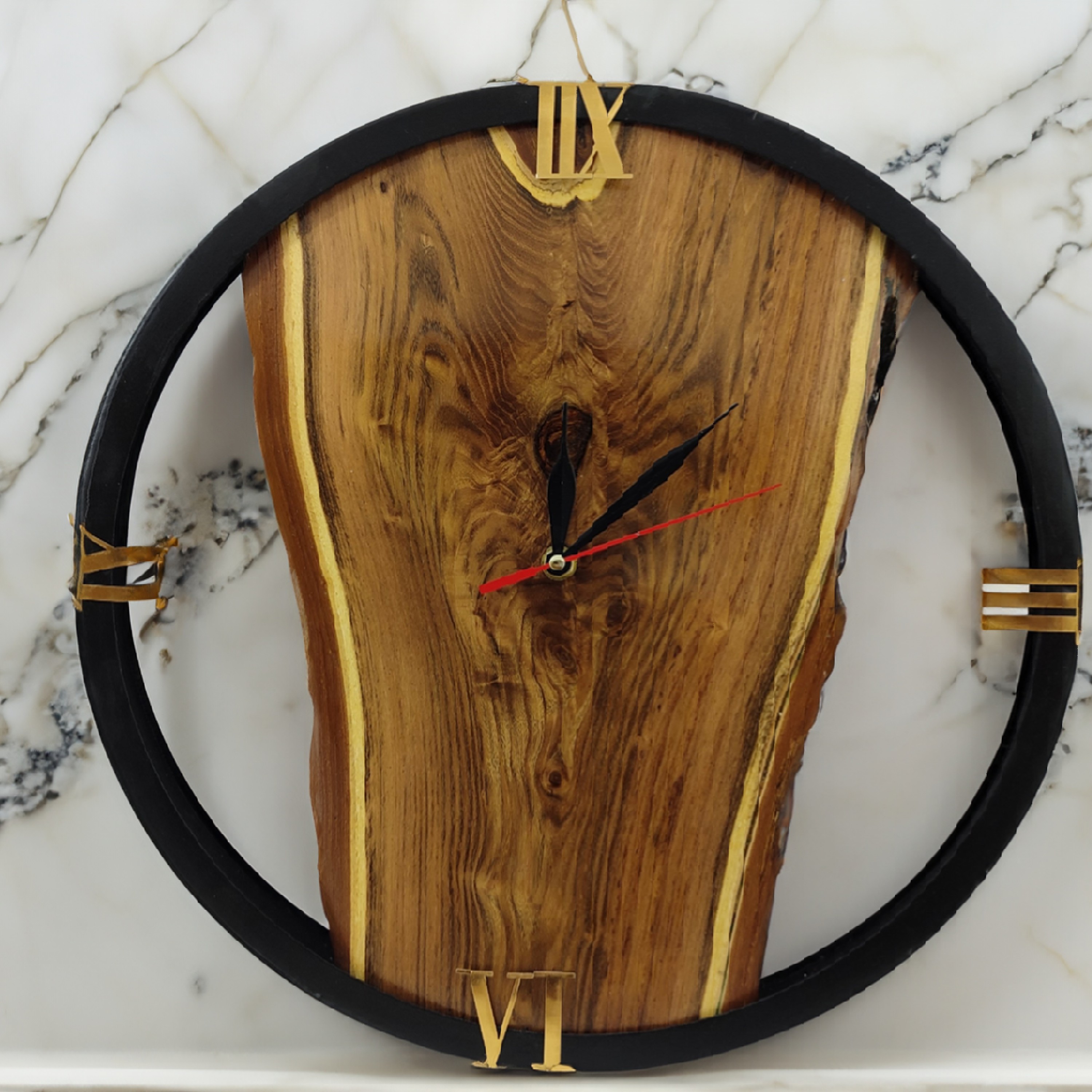 ساعت دیواری چوبی روستیک دست ساز  با موتور  کم مصرف