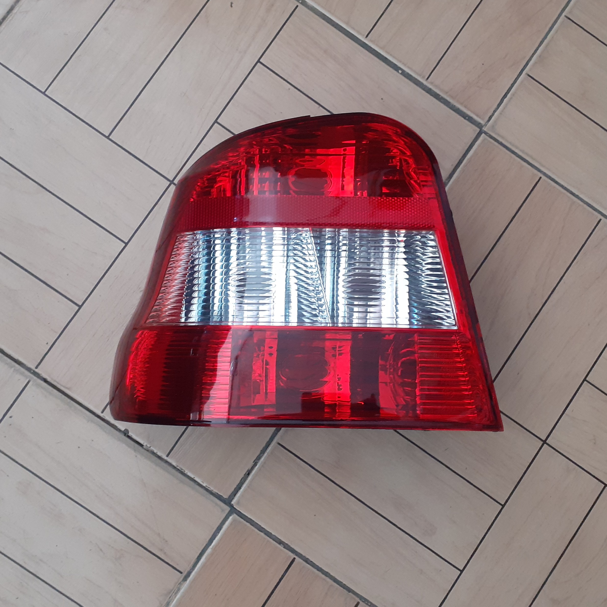 خطر عقب پراید 141 جدید چپ (راننده)