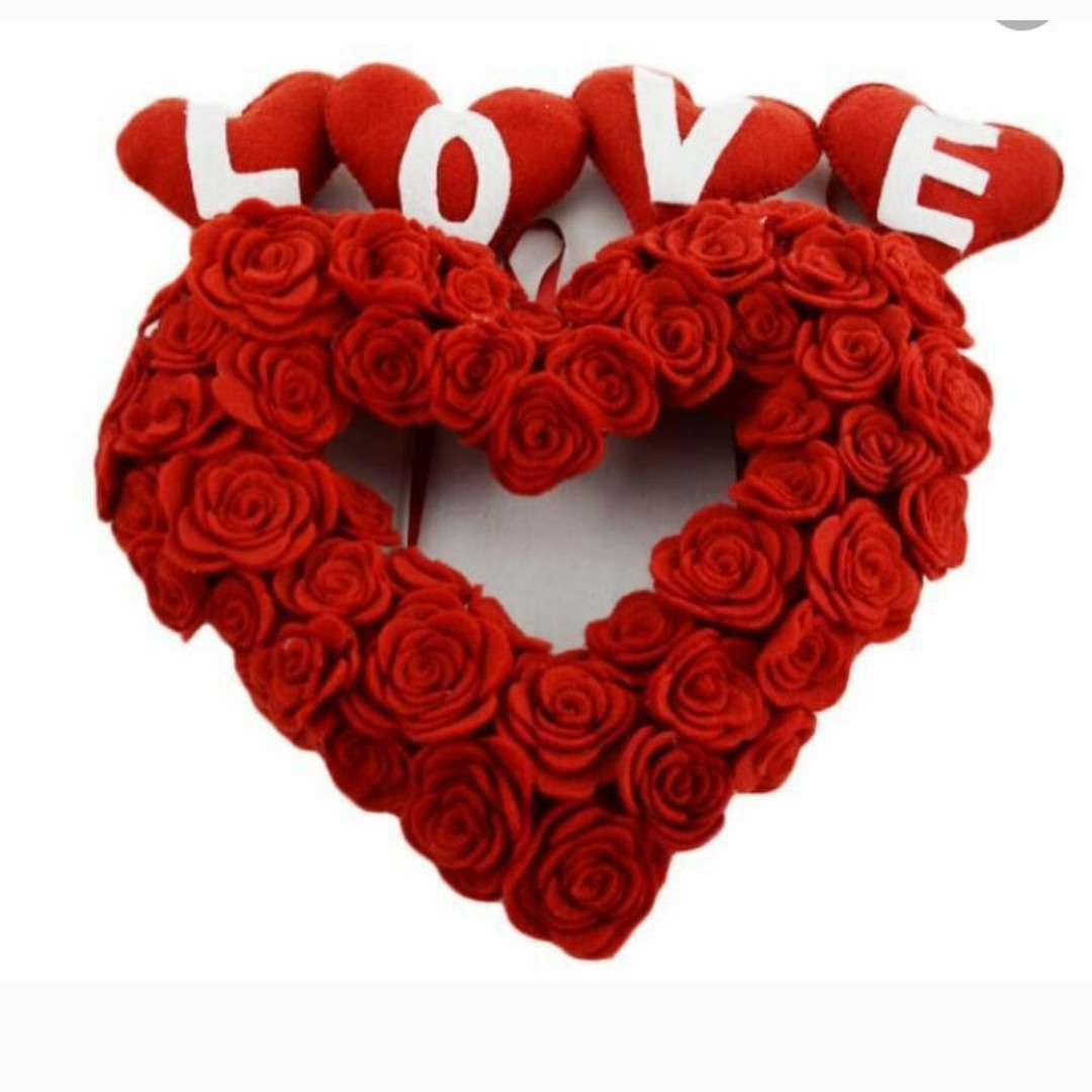 قلب Love پر از گل نمدی مناسب درب و یا دیوار 