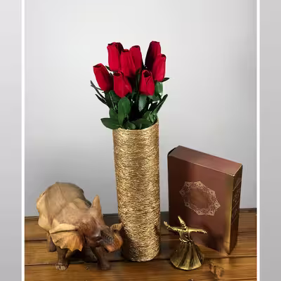 گلدان به همراه گل مصنوعی مدل رومنس ژان