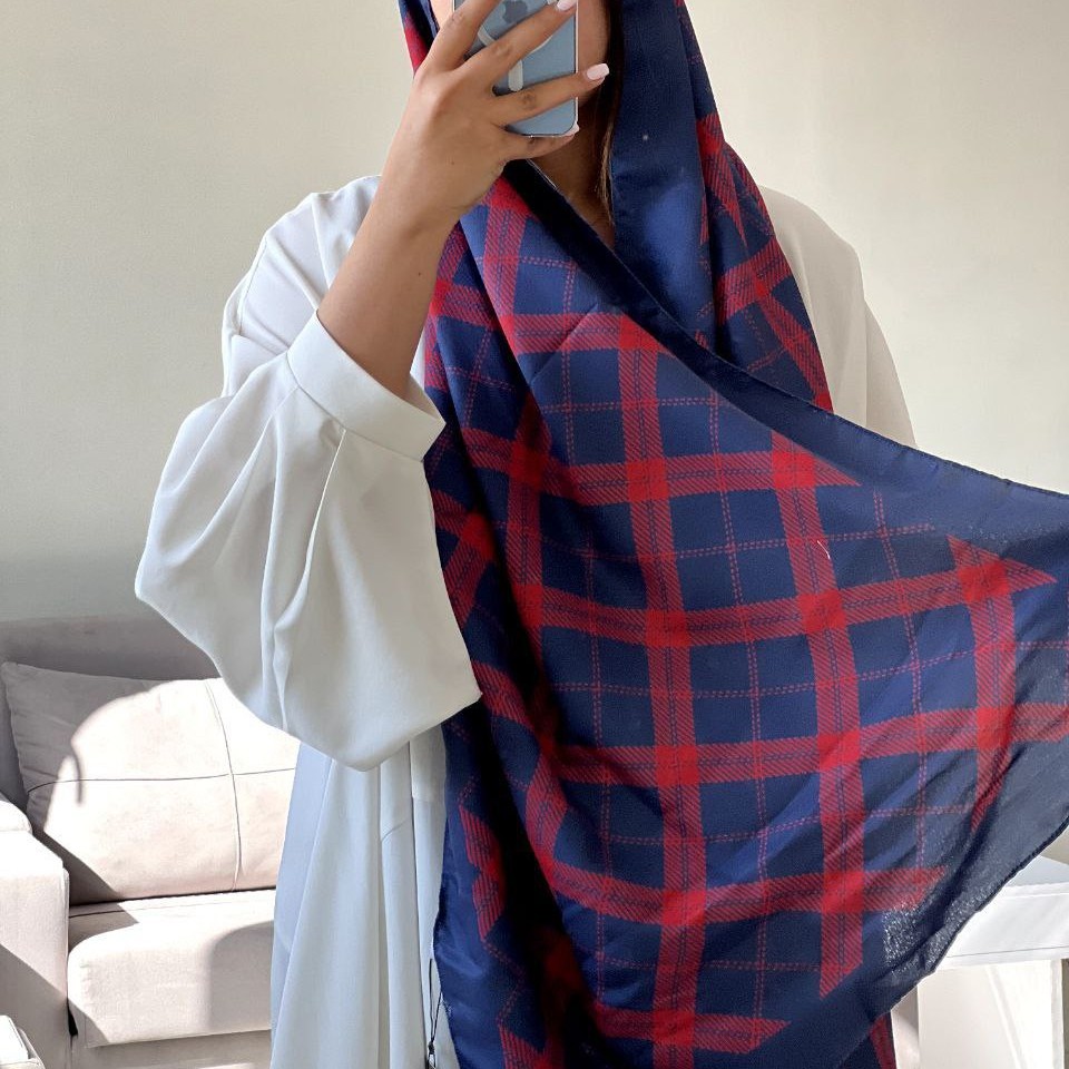 شال نخی پاییزی رنگ سورمه و قرمز پارچه کجراه کیفیت عالی ارسال رایگان r30
