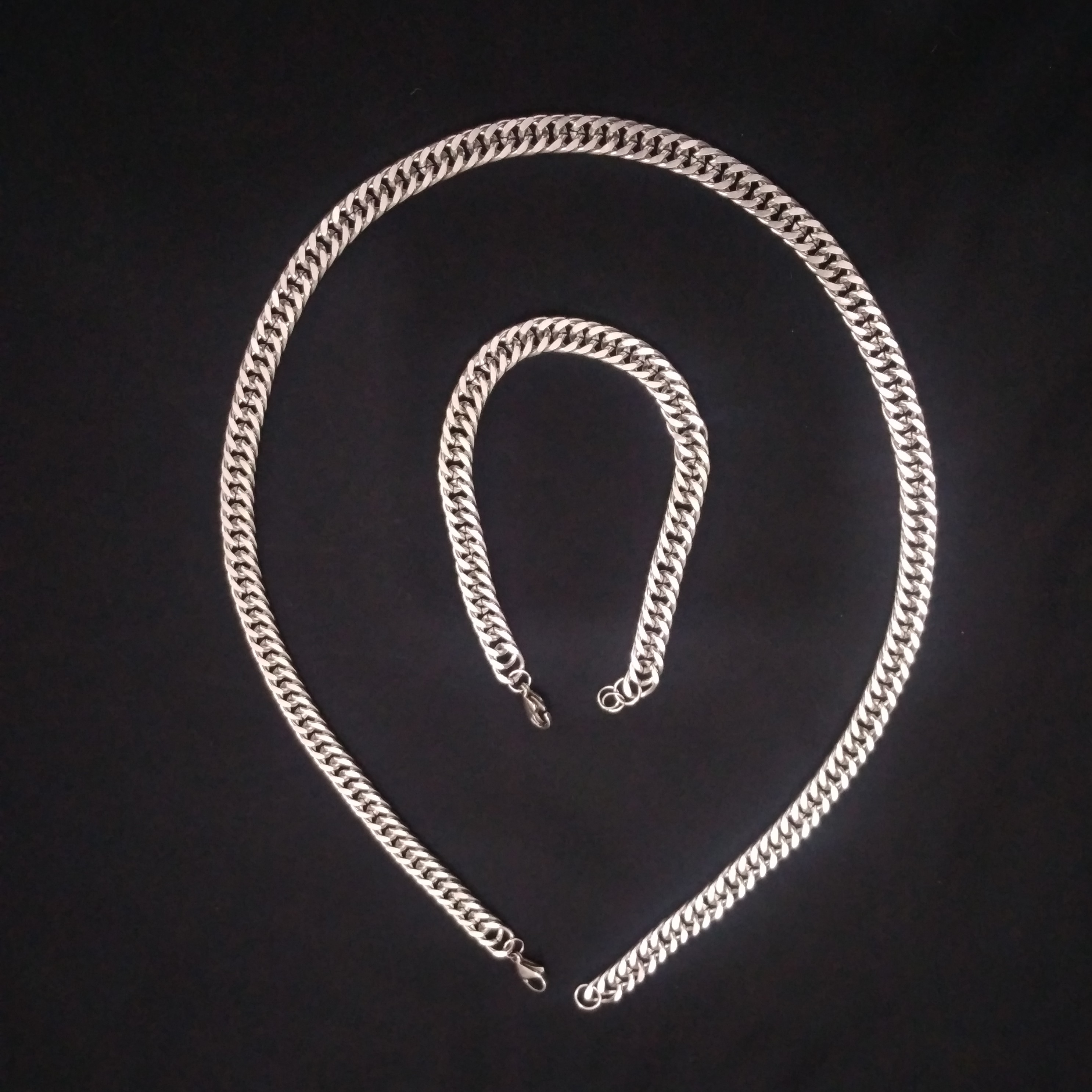 ست دستبند و گردنبند کارتیر دوبل استیل رنگ ثابت سایز 1.8