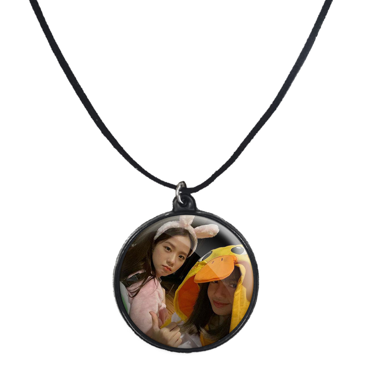 گردنبند پرمانه طرح بلک پینک کد pmb.6713 مدل دو طرفه