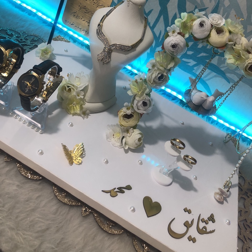 استند حلقه ست و سرویس و ساعت ست