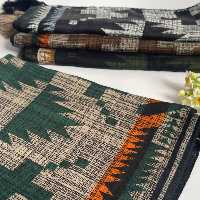 شال نخی با طرح و رنگ مختلف قواره متوسط    