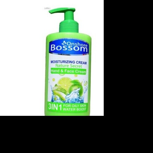 کرم بمب آبرسان 500 میلی لیتر پمپی BOSSOM با رایحه میوه های سبز