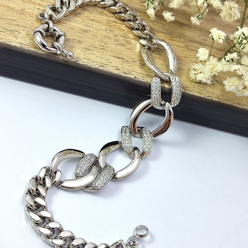 دستبند خاص و زیباژوپینگ