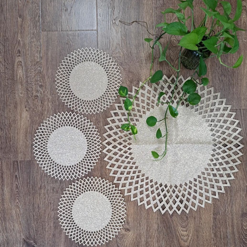 رومیزی اکلیلی 4 تیکه گرد( خورشیدی)