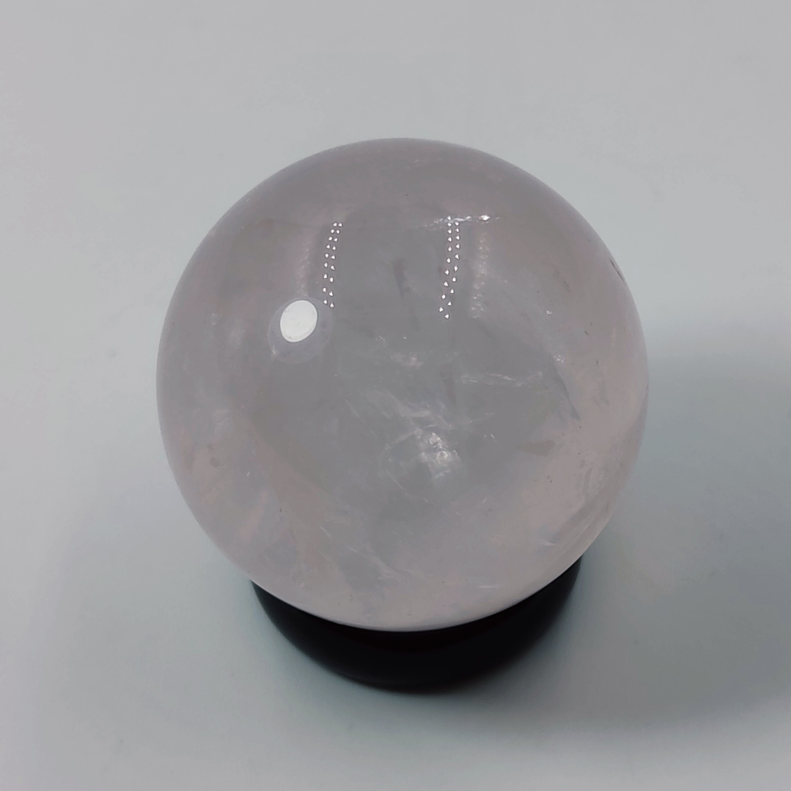 گوی سنگ رز کوارتز معدنی برزیل (دارای پدیده نادر استار)