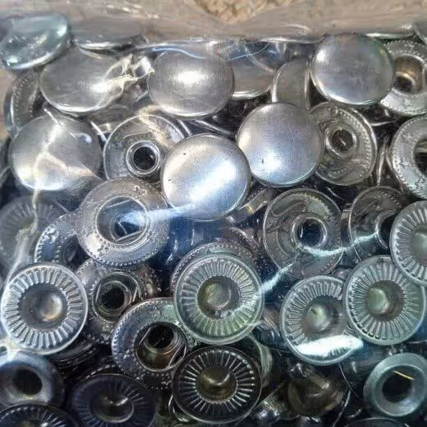 دکمه چهارپارچه کاپشنی، سایز 15، عمده،  بسته 700 عددی