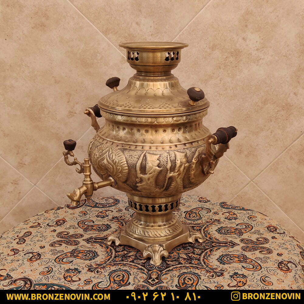 سماور ذغالی برنجی 8 لیتری قلم دست برجسته هخامنش آنتیک کد 1257