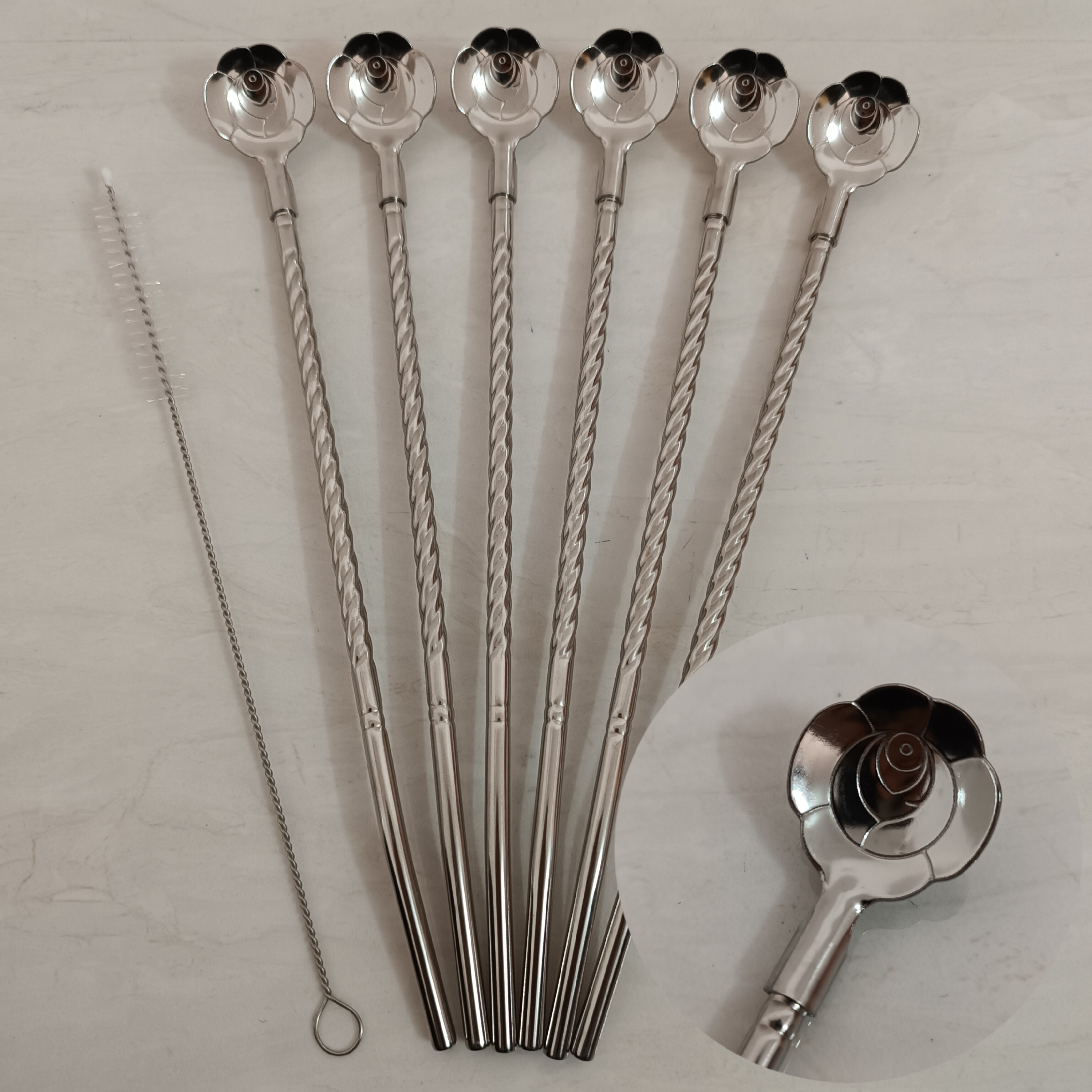 قاشق نی دار  شربت خوری مارک یونیک لایف بسته 6 عددی همراه با فرچه جنس استیل