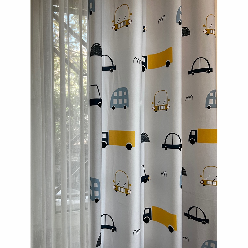 پرده آماده پانچ مخمل مات لطیف طرح ماشین کارتونی