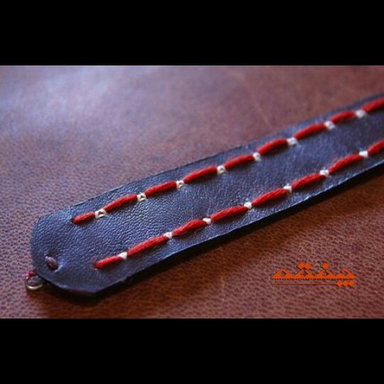 دستبند سوزن دوزی