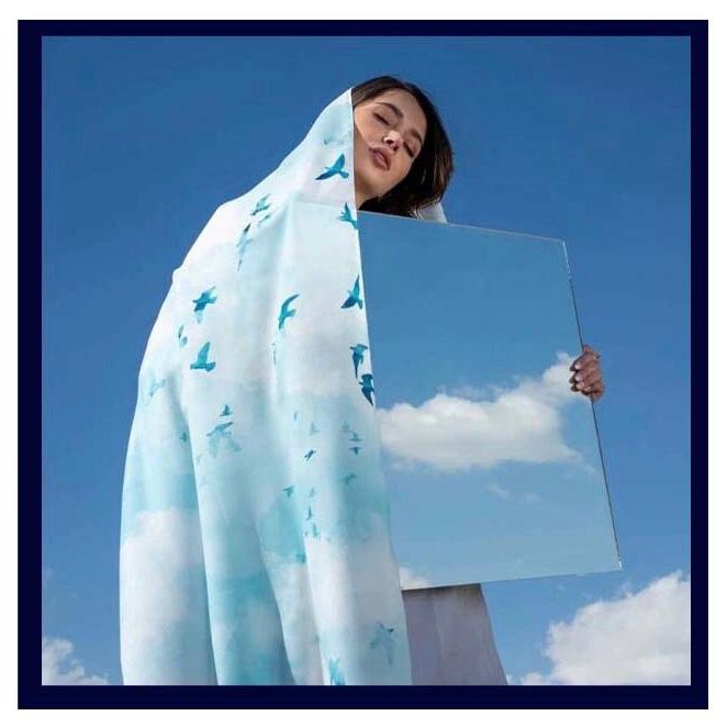 شال سبز آبی طرح پرنده