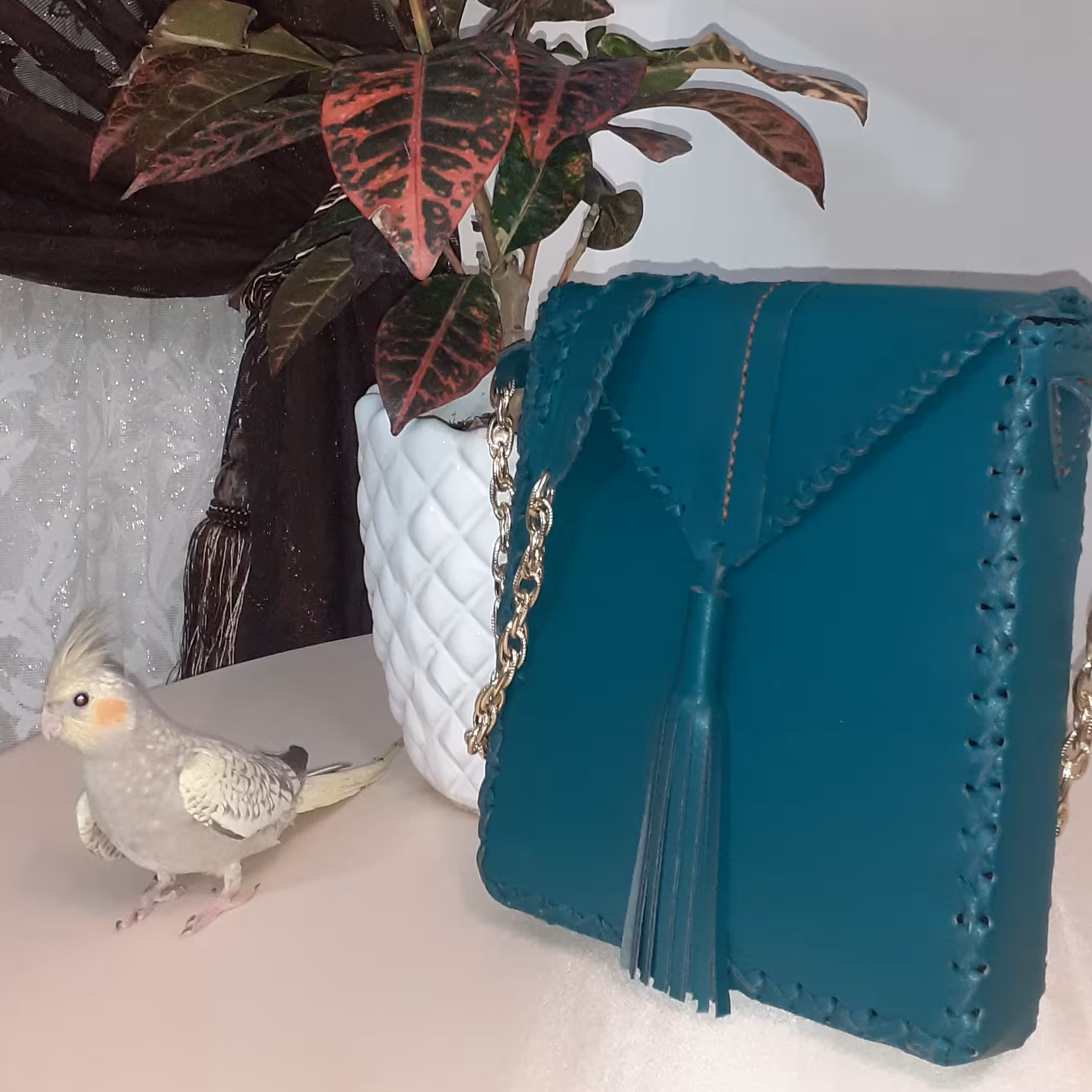 کیف چرم دستدوز دخترانه