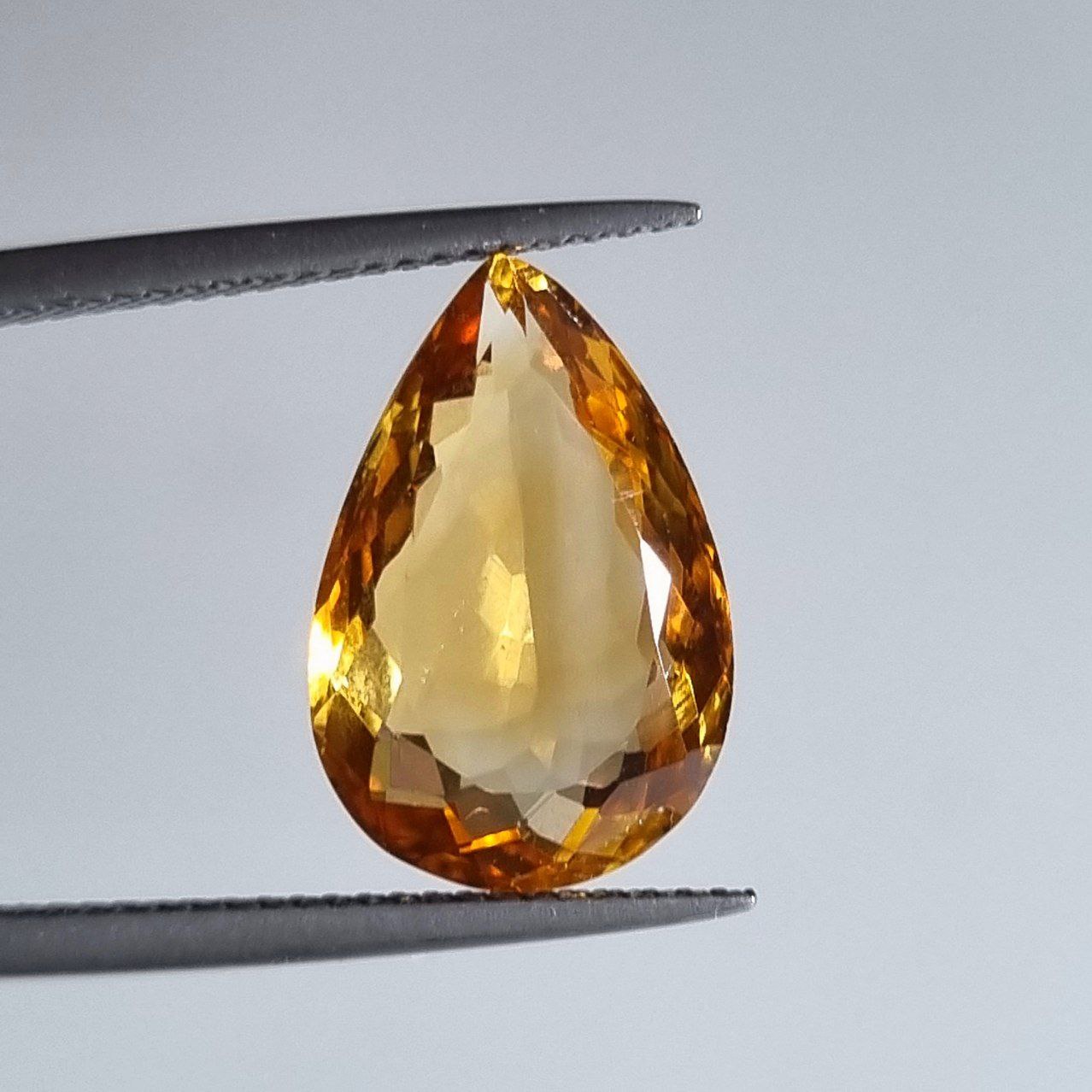 نگین سیترین اصلی برزیل باکیفیت بیضی 7747