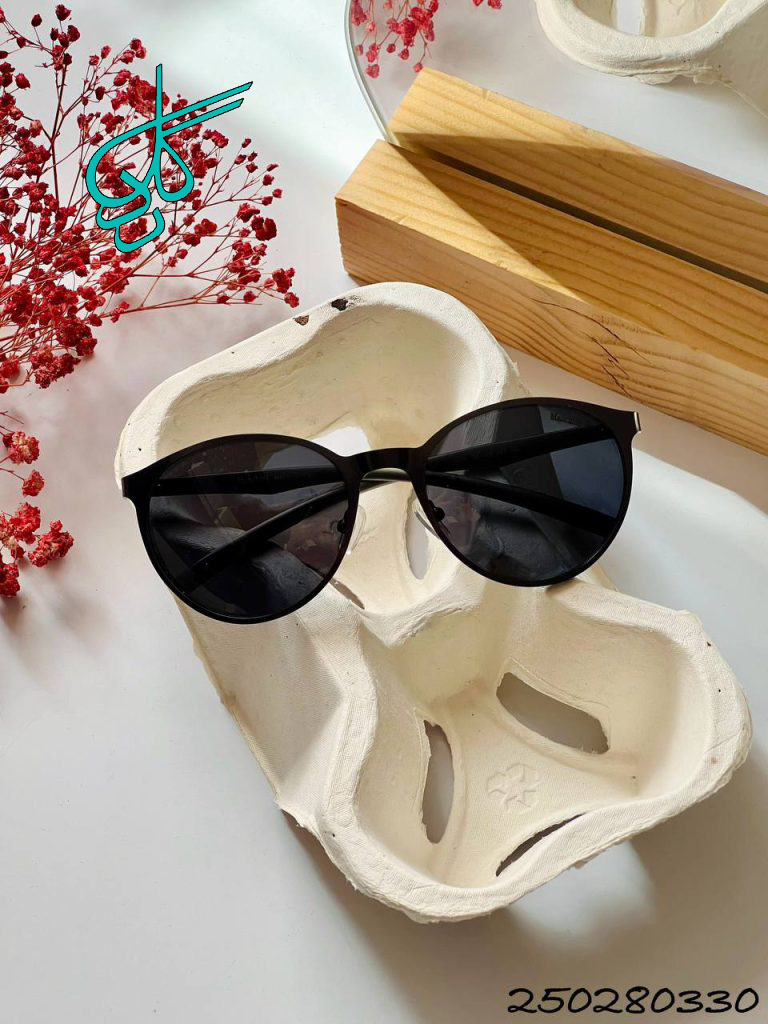 خرید عینک اسپرت برند Manchini دارای استاندارد UV400 فرم کائوچو همراه کاور و دستمال کد 2415229 - ردگل