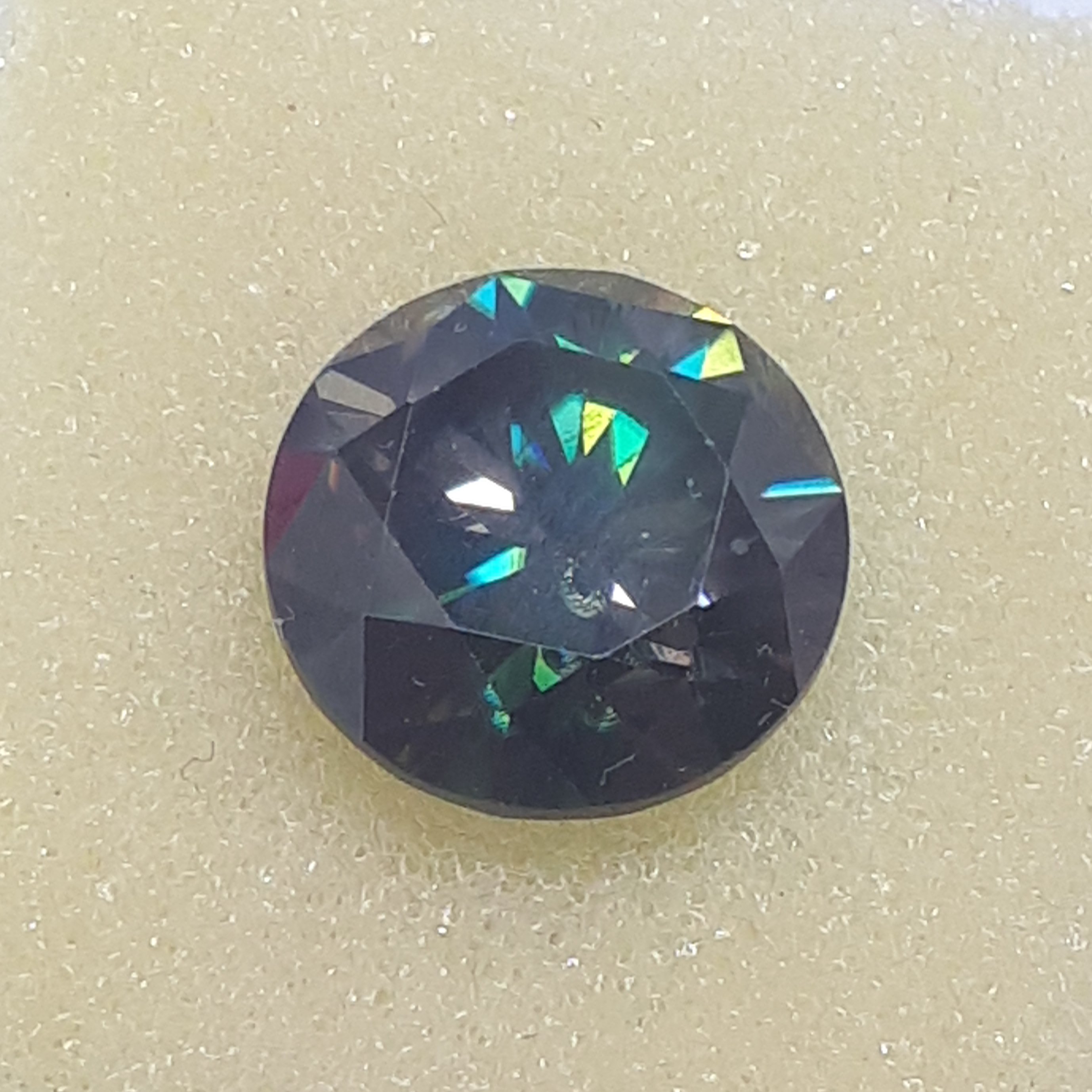 نگین سنگ الماس موزنایت   کد 095