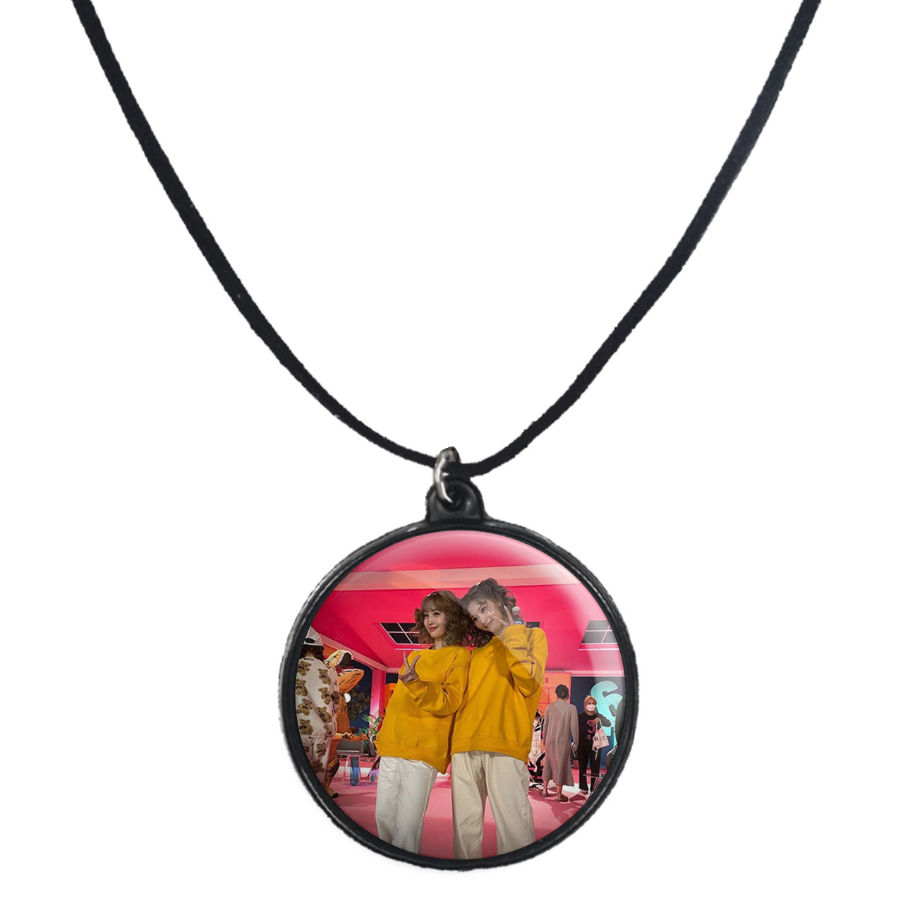 گردنبند پرمانه طرح تو ایس کد pmb.18349 مدل دو طرفه