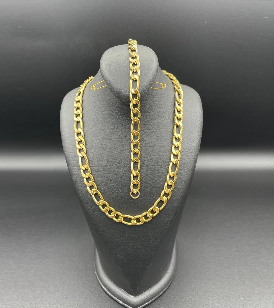 ست گردنبند و دستبند کارتیر فیگارو استیل