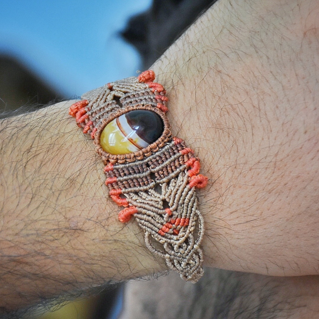 دستبند سنگ عقیق سلیمانی بافت مکرومه بافی