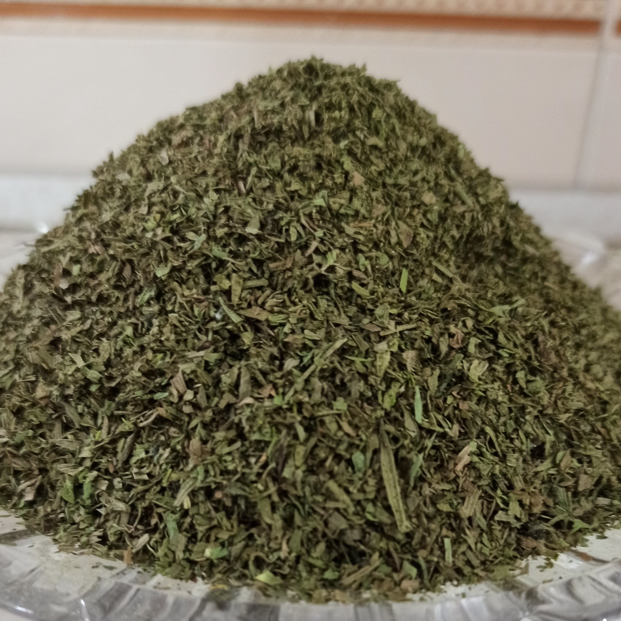 ترخون و مرزه خشک